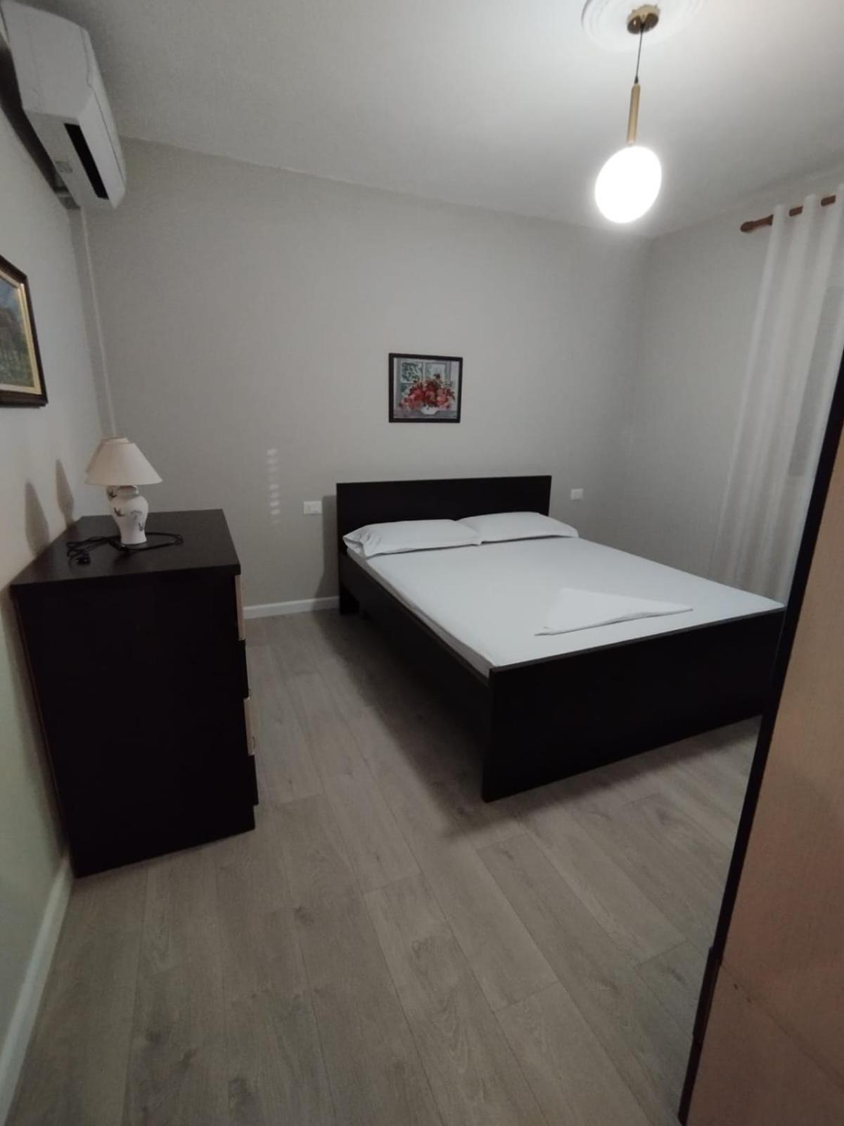 Leatis Apartment Δυρράχιο Εξωτερικό φωτογραφία